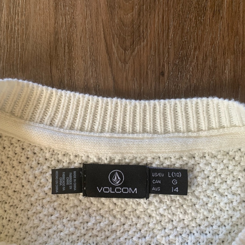 NWT Volcom Sweater - Picture 6 of 6